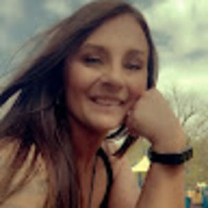 Meet your Posher, Leaha